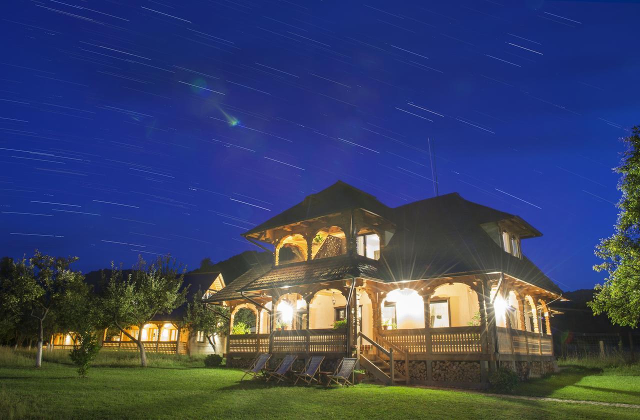 Magnolia Resort Chalets Felsővisó Kültér fotó